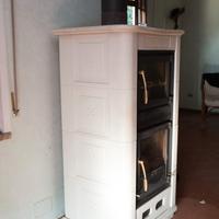 Stufa a legna con forno
