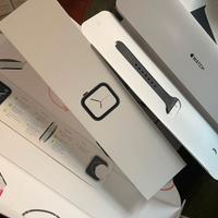 Apple Watch 4 GPS + Cellular