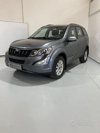 Mahindra XUV500 W6 FWD (4x2)