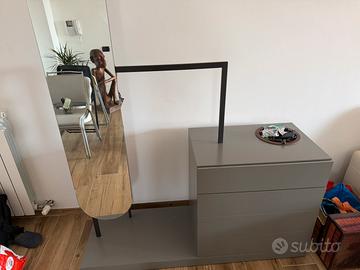 Comode con cassettiera specchio e appendabiti