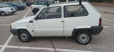 Titolo: Fiat Panda 1992 — auto d’epoca, eccellenti