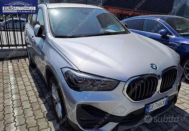BMW X1 sDrive 18d Business Advantage *PELLE, LED*