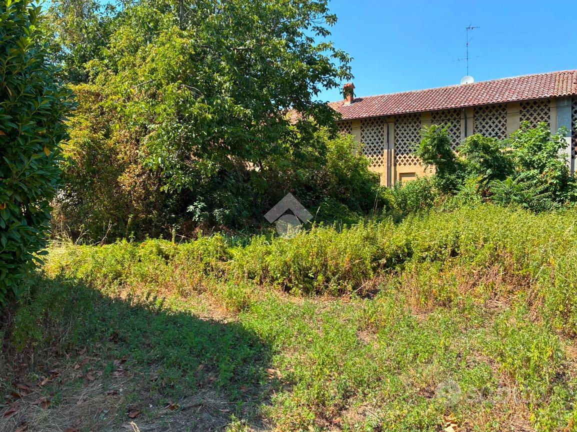 TER. RESIDENZIALE A CORBETTA - Vista 2