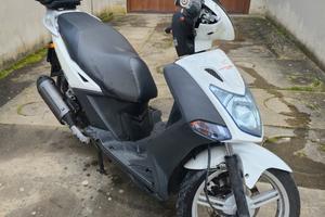 Kymco Agility 200i R16