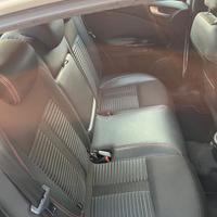 Sedili Alfa Giulietta PACK SPORT Pelle/Tessuto Cuc
