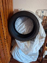 4 PNEUMATICI INVERNALI TAURUS 225//45 R18 95V