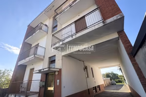 LUMINOSO QUADRILOCALE NEL CENTRO DI VIGLIANO BIELL