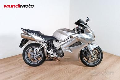 Subito Mundimoto Roma HONDA VFR 800 FI 00 2007 Moto e Scooter In vendita a Roma