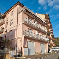 In zona urbana, panoramico appartamento