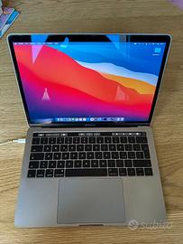 MacBook Pro 13" 2016 con Touch Bar