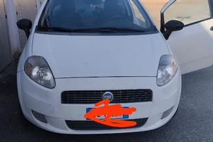 Grande punto adatta neopatentati