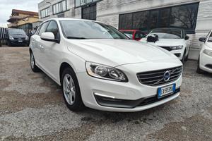 Volvo V60 D2 1.6 Powershift