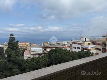 4 LOCALI A REGGIO DI CALABRIA