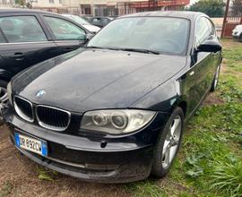 Bmw serie 1 1.6 benzina Anno 2009