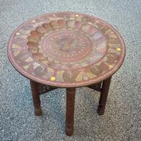 Tavolino Benares indiano (vassoio ottone gambe leg