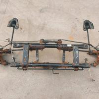 Ponte posteriore Dacia Duster 1.6 benzina del 2011