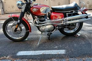 BSA A65 650 THUNDERBOLT