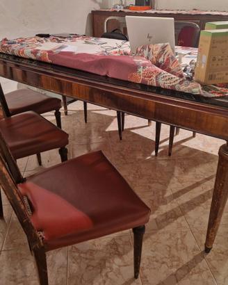 Modernariato anni 50 tavolo e buffet chippendale