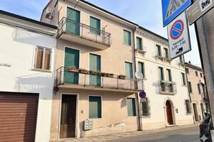 Appartamento di 65 m² con 4 locali a Lendinara