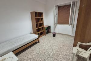 stanza in via archirafi