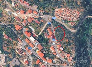 Lotto edificabile centro paese con uliveto