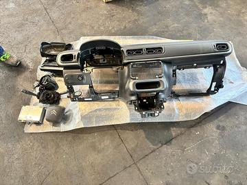 Cruscotto completo Citroen C3 anno 2022
