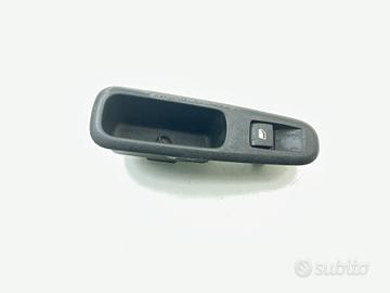 PULSANTIERA POSTERIORE DESTRA PEUGEOT 5008 1° Ser