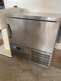 Abbattitore di temperatura