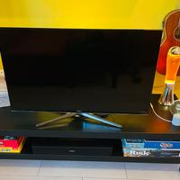 Mobile tv Ikea lack e tavolino nero
