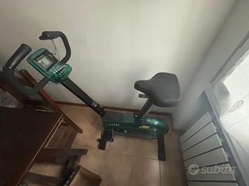 Ginny Atala cyclette