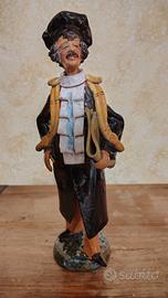 Statua Avvocato in ceramica dipinta a mano Vintag