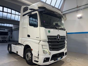 Mercedes-Benz Actros 1848 Big Space noleggio
