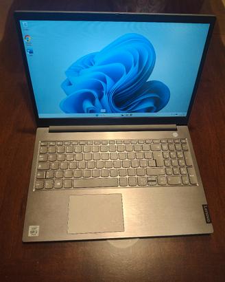 Portatile Lenovo 15.6" i3 8GB 256GB SSD + 1TB HDD