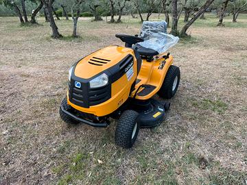 Trattorino tagliaerba cub cadet lt3