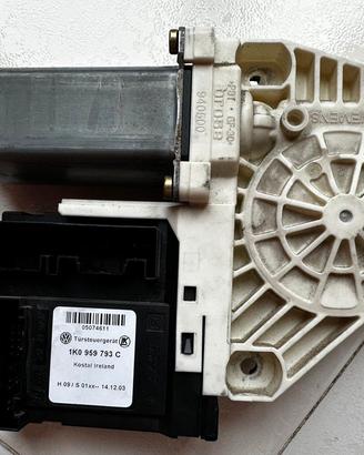 Motorino Alzavetro VW GOLF 5  1K0959793C