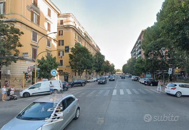 Trastevere trilocale con posto auto