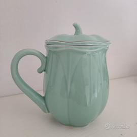 tazza con coperchio