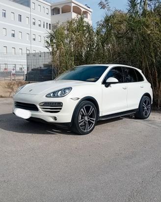 Porsche Cayenne 3.0 V6 Diesel Tiptronic S