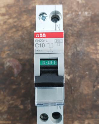Abb magnetotermico 2X10A  