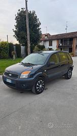 FORD FUSION TENUTA MOLTO BENE