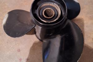 Elica SOLAS 13,5 x 15 - 13 scanalature