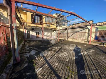 NEGOZIO A LENTATE SUL SEVESO