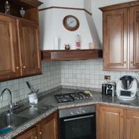 Cucina in legno massiccio primi anni 90