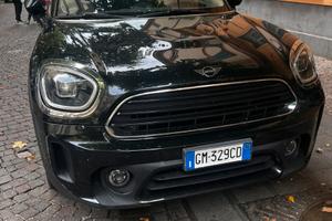 Mini countryman essential