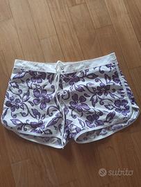 Shorts Donna Floreale Viola e Bianca - Stile Y2K