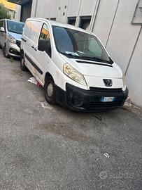 camion peugeot