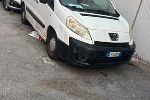 camion peugeot