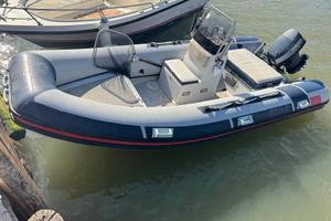 Gommone Selva completo di motore e carrello