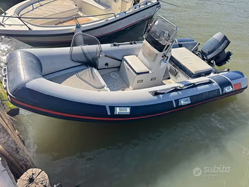 Gommone Selva completo di motore e carrello
