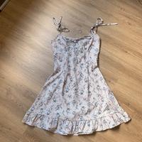 vestito floreale beige estivo